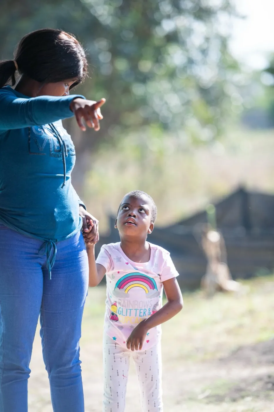 A Siyakwazi caregiver portrait