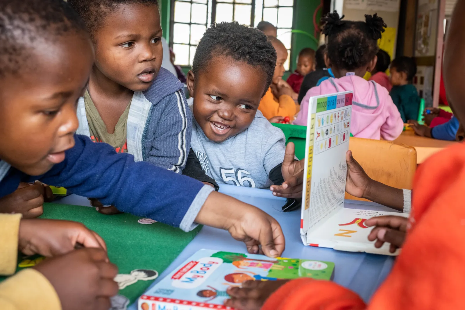 A Siyakwazi therapist working with a child in KwaZulu-Natal